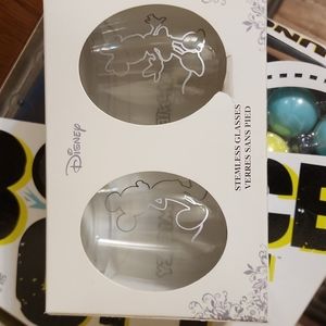 Disney Mickey and Minnie stemless wine glasses